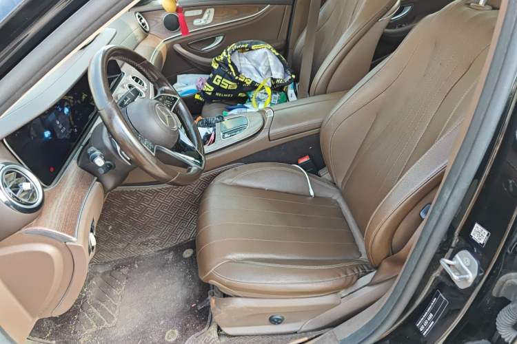 Used Mercedes-Benz E-Class 2022 Revised Version E 300 L Fashion Edition Left Front Seat