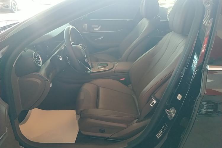 Used Mercedes-Benz E-Class 2022 Second Facelift E 300 L Luxury Edition Left Front Seat