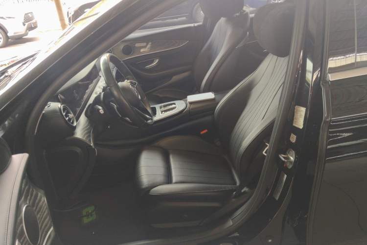 Used Mercedes-Benz E-Class 2022 Second Facelift E 300 L Fashion Edition Left Front Seat
