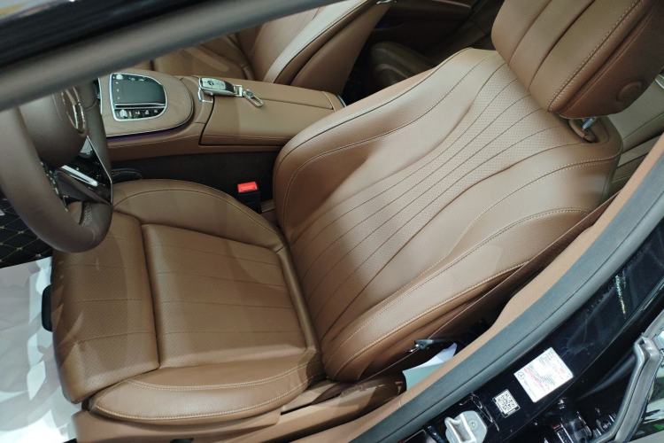 Used Mercedes-Benz E-Class 2022 Updated E 300 L Luxury Edition Left Front Seat