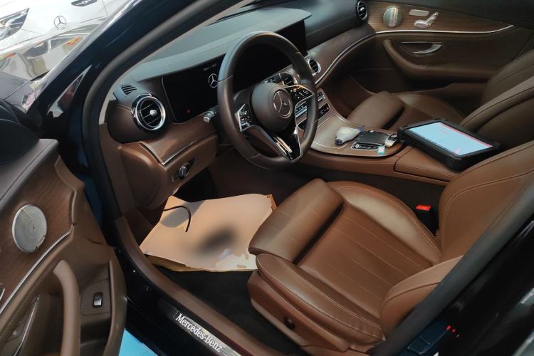 Used Mercedes-Benz E-Class 2022 Second Facelift E 300 L Luxury Edition Left Front Seat