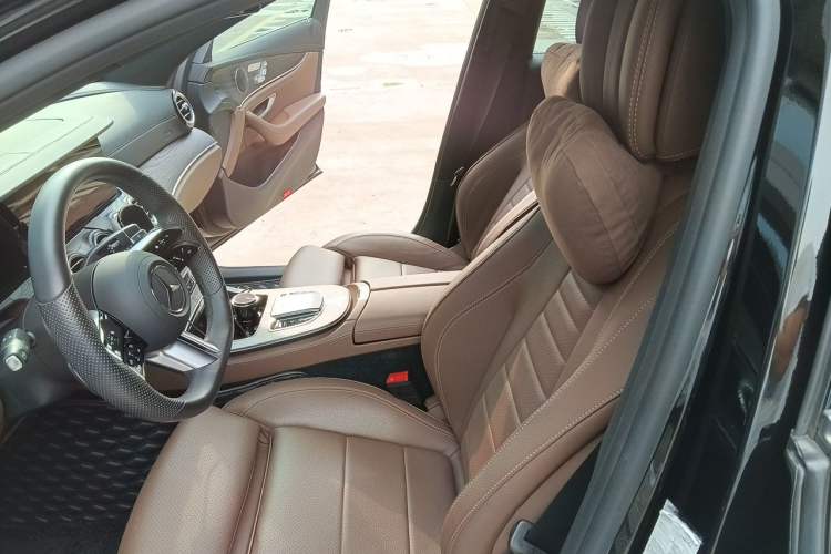 Used Mercedes-Benz E-Class 2022 Revised E 300 L Sporty and Stylish Edition Left Front Seat