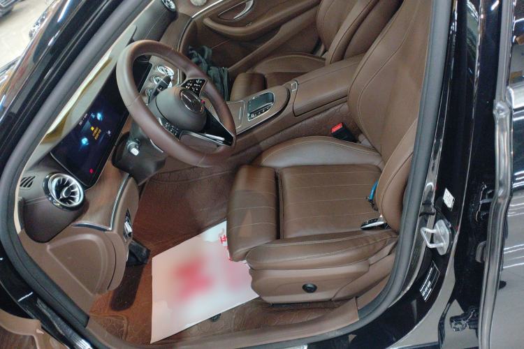 Used Mercedes-Benz E-Class 2022 Updated E 300 L Luxury Edition Left Front Seat