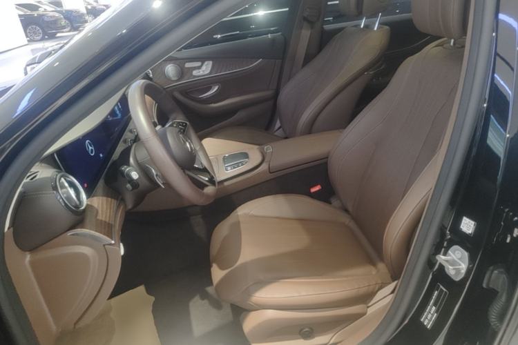 Used Mercedes-Benz E-Class 2022 Revised Version E 300 L Fashion Edition Left Front Seat