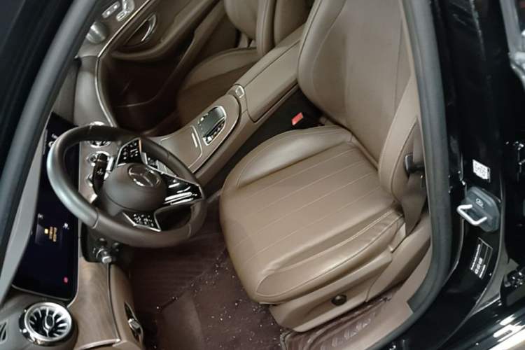 Used Mercedes-Benz E-Class 2022 E 300 L Luxury Model Left Front Seat