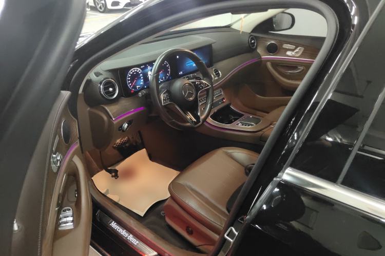 Used Mercedes-Benz E-Class 2022 Revised Version E 300 L Fashion Edition Left Front Seat
