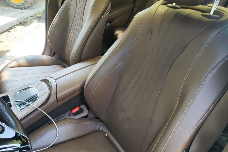 Used Mercedes-Benz E-Class 2022 E 300 L Stylish Model Left Front Seat