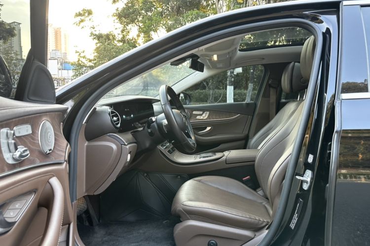 Used Mercedes-Benz E-Class 2022 Revised Version E 300 L Luxury Edition Left Front Seat