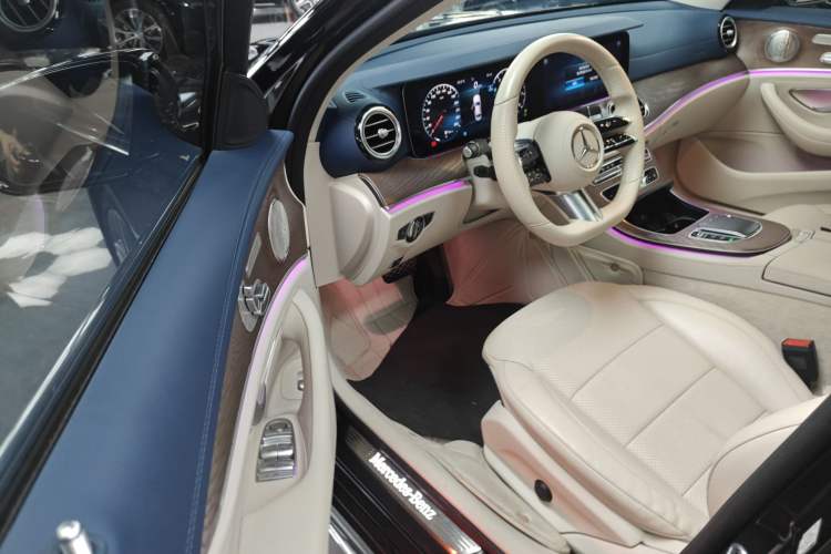 Used Mercedes-Benz E-Class 2022 Revised Version E 300 L Sport Luxury Edition Left Front Seat