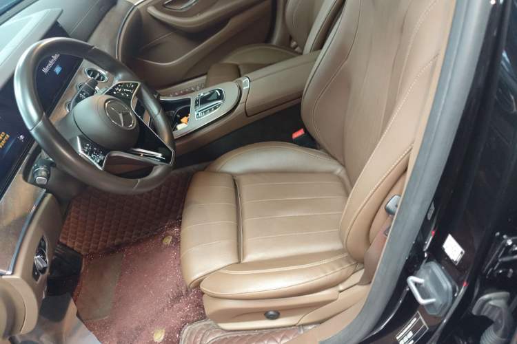 Used Mercedes-Benz E-Class 2022 Second Facelift E 300 L Luxury Edition Left Front Seat