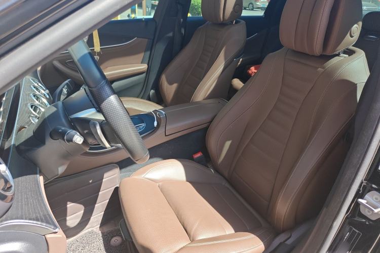 Used Mercedes-Benz E-Class 2022 Revised E 300 L Sporty and Stylish Edition Left Front Seat