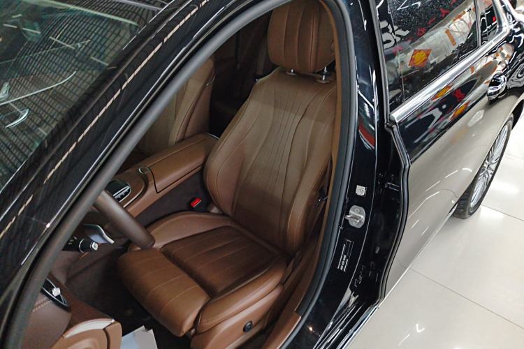 Used Mercedes-Benz E-Class 2022 Updated E 300 L Stylish Edition Left Front Seat