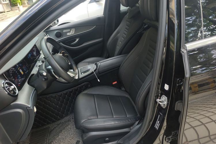 Used Mercedes-Benz E-Class 2022 Revised Version E 300 L Sporty and Stylish Edition Left Front Seat