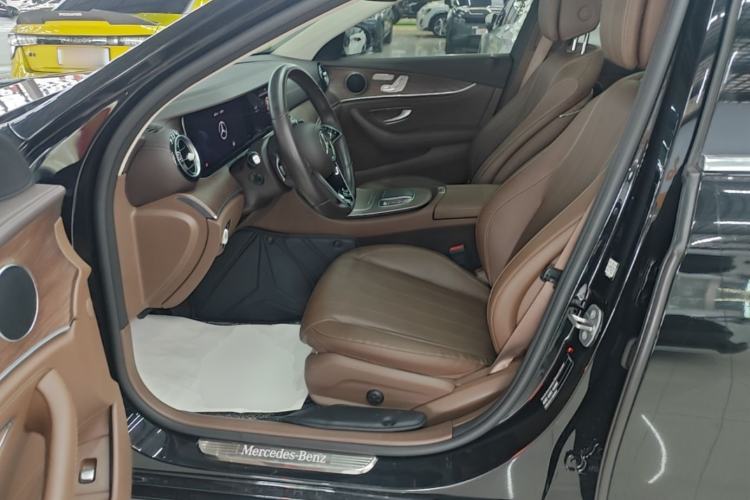 Used Mercedes-Benz E-Class 2022 Revised Version E 300 L Fashion Edition Left Front Seat