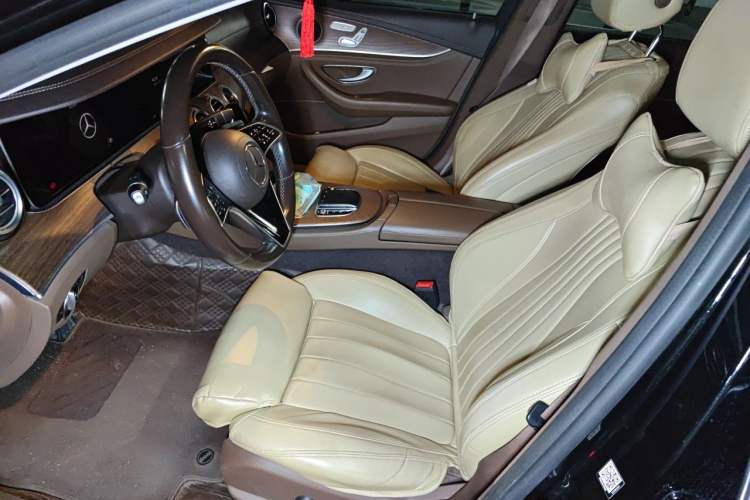 Used Mercedes-Benz E-Class 2022 Second Facelift E 300 L Fashion Edition Left Front Seat