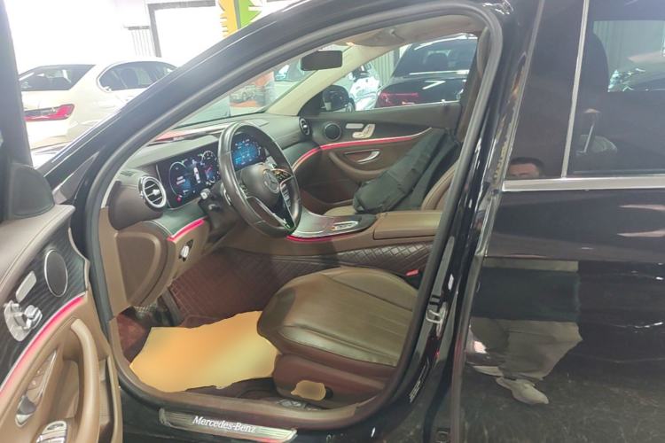 Used Mercedes-Benz E-Class 2022 Revised Version E 300 L Fashion Edition Left Front Seat