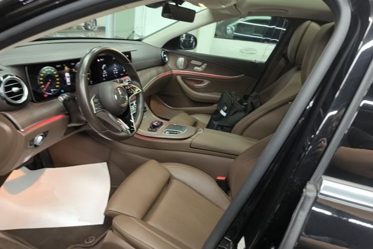 Used Mercedes-Benz E-Class 2022 Updated E 300 L Luxury Edition Left Front Seat
