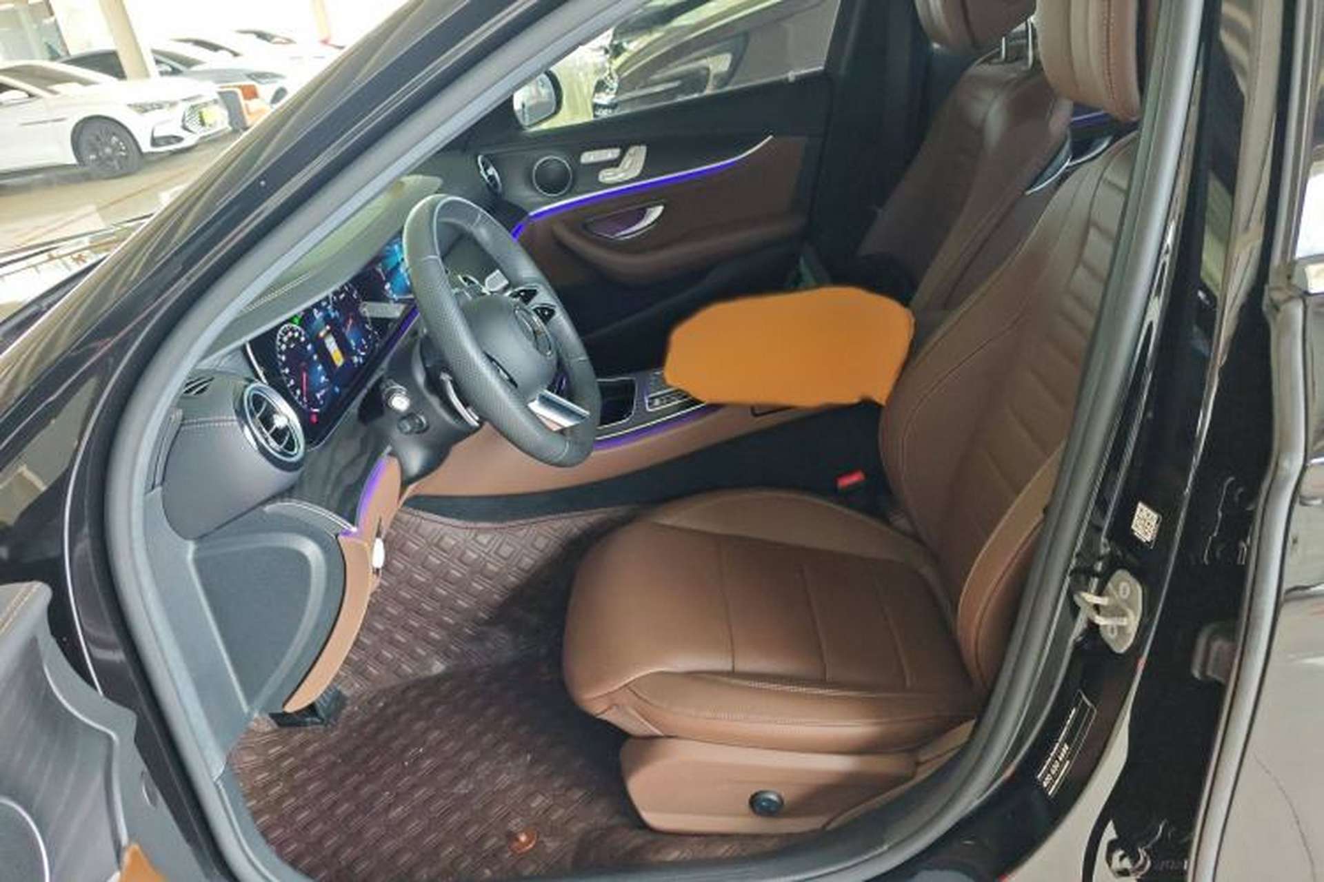 Used Mercedes-Benz E-Class 2022 Revised Version E 300 L Sporty and Stylish Edition Left Front Seat