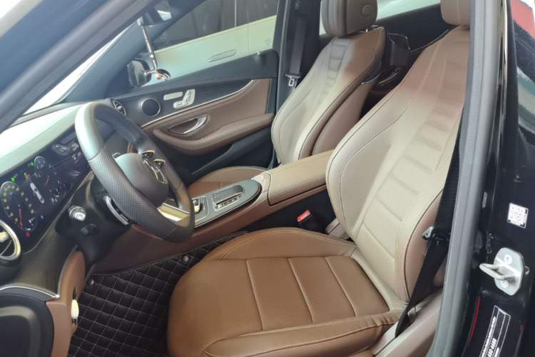 Used Mercedes-Benz E-Class 2022 Revised Version E 300 L Sporty and Stylish Edition Left Front Seat