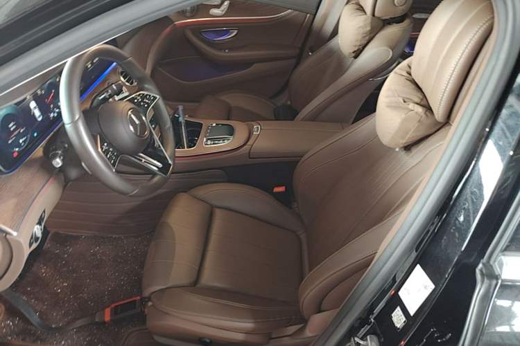 Used Mercedes-Benz E-Class 2022 Second Facelift E 300 L Fashion Edition Left Front Seat