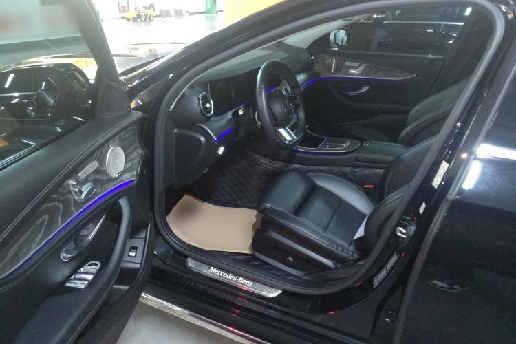 Used Mercedes-Benz E-Class 2022 Second Facelift E 300 L Sport Luxury Edition Left Front Seat