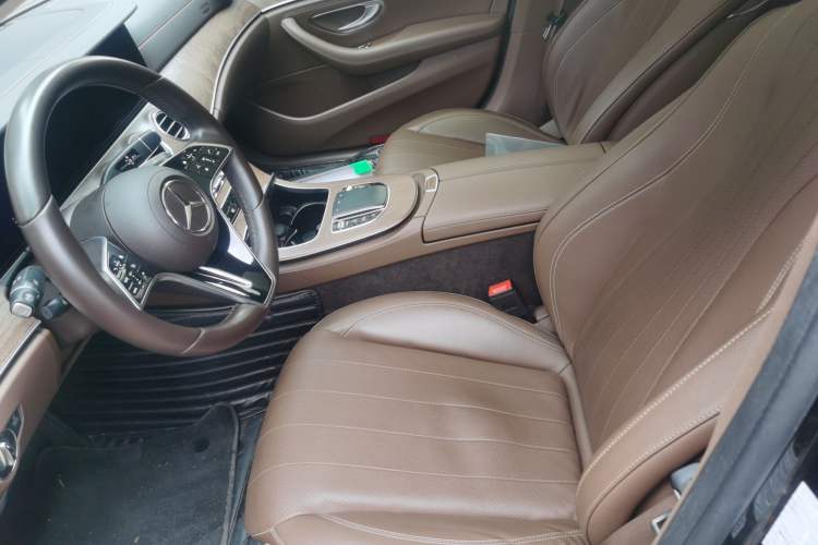 Used Mercedes-Benz E-Class 2022 Revised Version E 300 L Luxury Edition Left Front Seat
