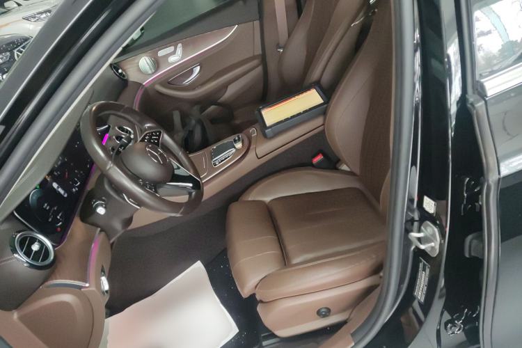 Used Mercedes-Benz E-Class 2022 Second Facelift E 300 L Luxury Edition Left Front Seat