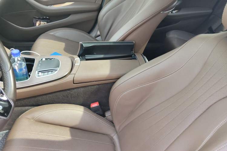 Used Mercedes-Benz E-Class 2022 Revised Version E 300 L Luxury Edition Left Front Seat