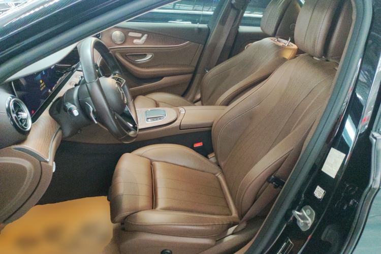 Used Mercedes-Benz E-Class 2022 Second Facelift E 300 L Fashion Edition Left Front Seat