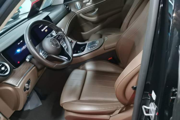 Used Mercedes-Benz E-Class 2022 Updated E 300 L Luxury Edition Left Front Seat