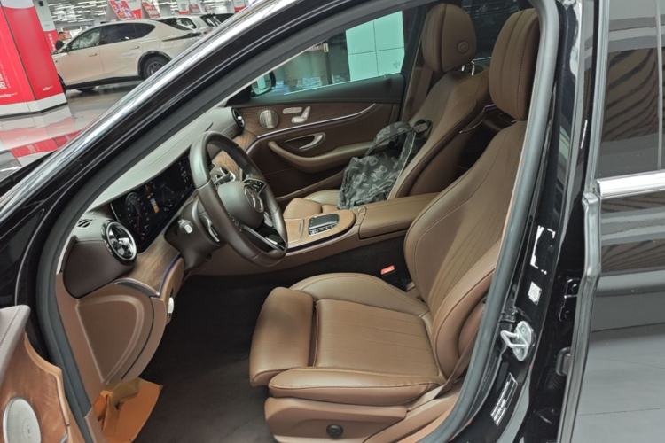 Used Mercedes-Benz E-Class 2022 Second Facelift E 300 L Luxury Edition Left Front Seat
