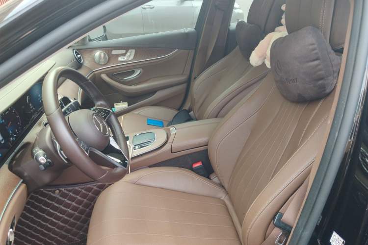 Used Mercedes-Benz E-Class 2022 Revised Version E 300 L Fashion Edition Left Front Seat