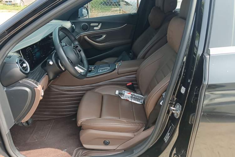 Used Mercedes-Benz E-Class 2022 Revised E 300 L Sporty and Stylish Edition Left Front Seat