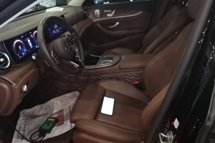 Used Mercedes-Benz E-Class 2022 Second Facelift E 300 L Luxury Edition Left Front Seat