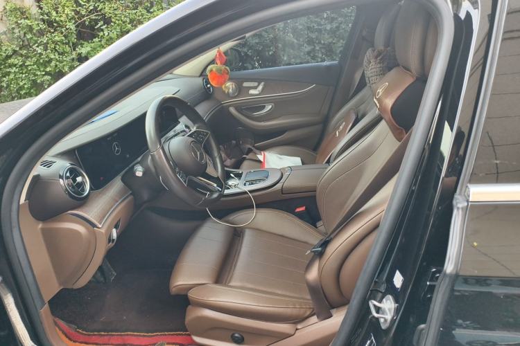 Used Mercedes-Benz E-Class 2022 Second Facelift E 300 L Fashion Edition Left Front Seat
