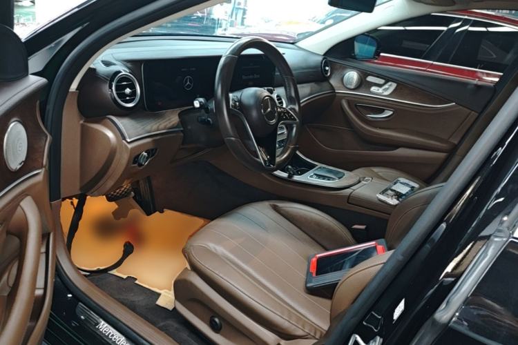 Used Mercedes-Benz E-Class 2022 Revised Version E 300 L Luxury Edition Left Front Seat