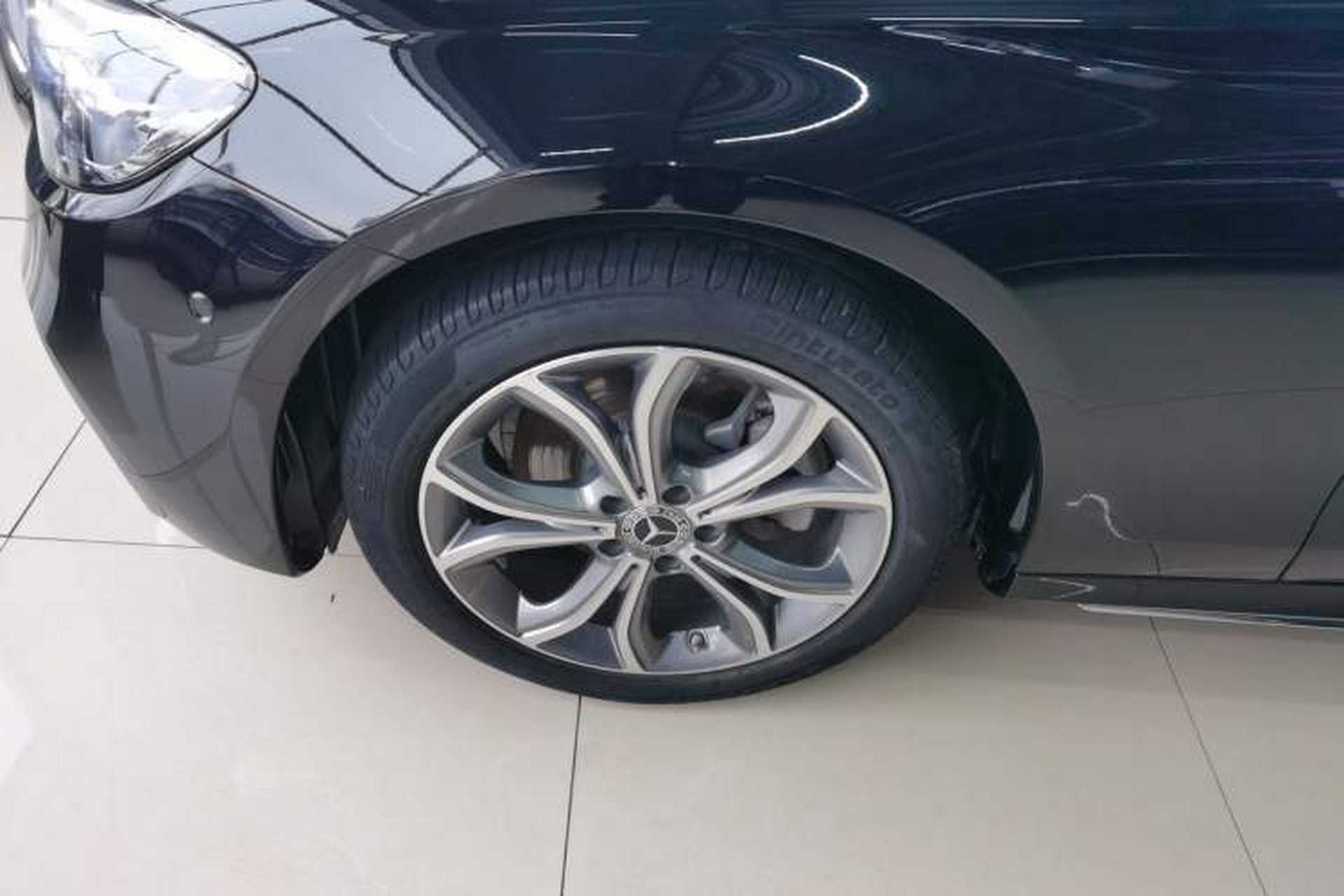 Used Mercedes-Benz E-Class 2022 Second Facelift E 300 L Sport Luxury Edition Left Front Wheel Hub