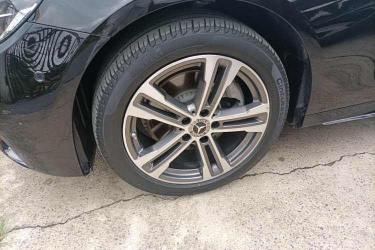 Used Mercedes-Benz E-Class 2022 Restyled E 260 L Sport Edition Left Front Wheel Hub
