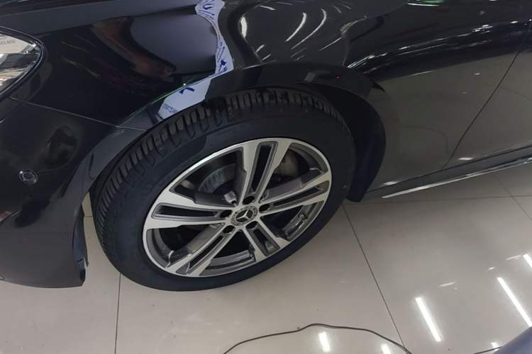 Used Mercedes-Benz E-Class 2022 E 260 L Sport Edition Left Front Wheel Hub