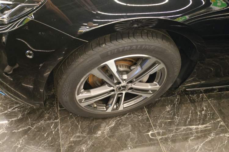 Used Mercedes-Benz E-Class 2022 Second Facelift E 260 L Sport Edition Left Front Wheel Hub