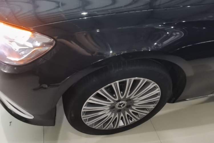Used Mercedes-Benz E-Class 2022 Revised Version E 300 L Luxury Edition Left Front Wheel Hub