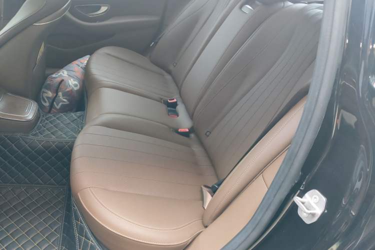 Used Mercedes-Benz E-Class 2022 Updated E 260 L Left Rear Seat