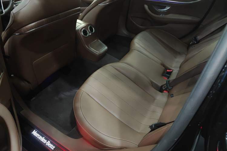 Used Mercedes-Benz E-Class 2022 Updated E 300 L Luxury Edition Left Rear Seat