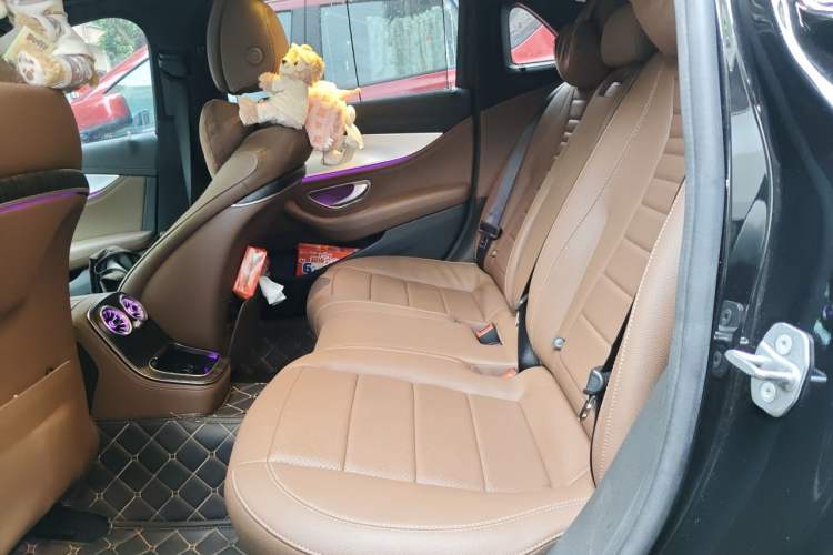 Used Mercedes-Benz E-Class 2022 E 300 L Sport Luxury Edition Left Rear Seat