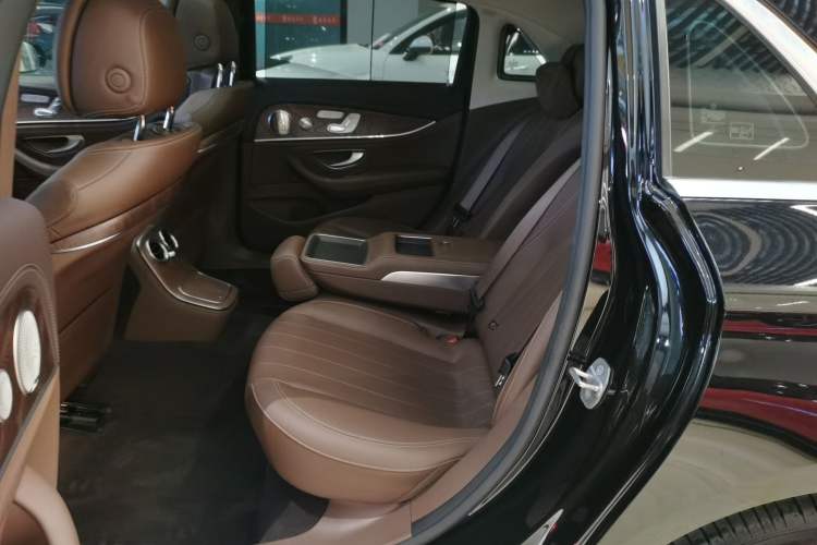 Used Mercedes-Benz E-Class 2022 Second Facelift E 300 L Luxury Edition Left Rear Seat