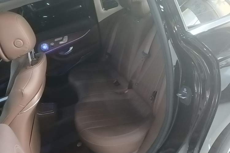 Used Mercedes-Benz E-Class 2022 E 300 L Luxury Model Left Rear Seat