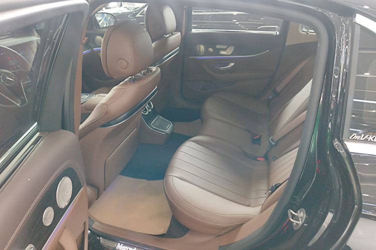 Used Mercedes-Benz E-Class 2022 Second Facelift E 300 L Luxury Edition Left Rear Seat
