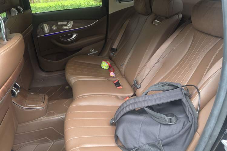 Used Mercedes-Benz E-Class 2022 E 300 L Luxury Model Left Rear Seat