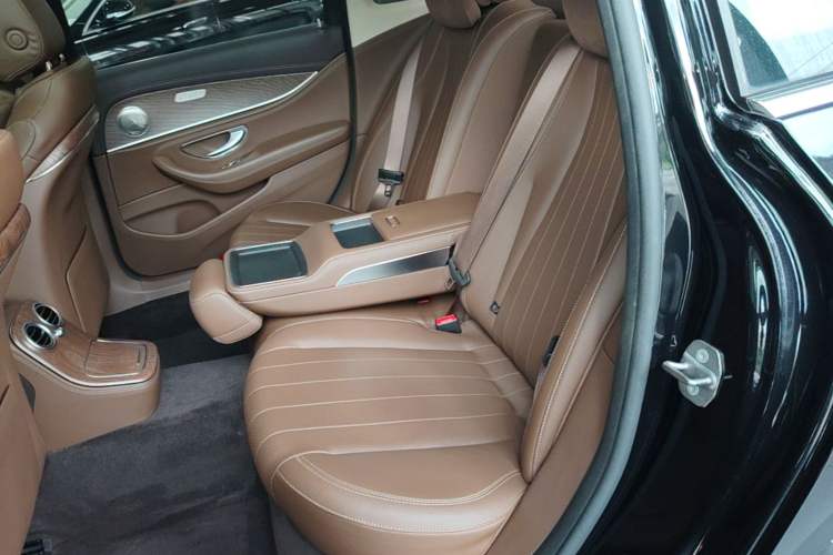 Used Mercedes-Benz E-Class 2022 E 260 L Left Rear Seat