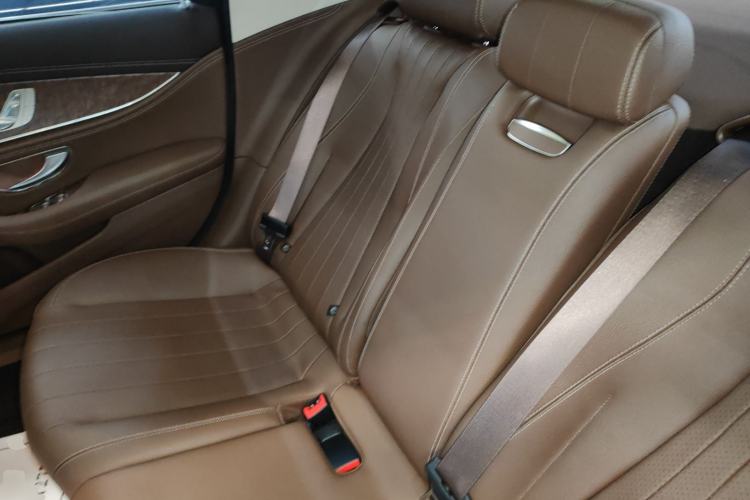 Used Mercedes-Benz E-Class 2022 Second Facelift E 300 L Luxury Edition Left Rear Seat